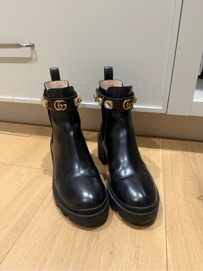 Gucci Black Leather Ankle Boots Crystal Belt